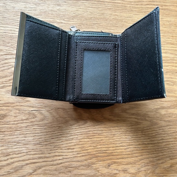 Kitty wallet - Picture 3 of 3